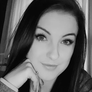 Meet your Posher, Jamilah